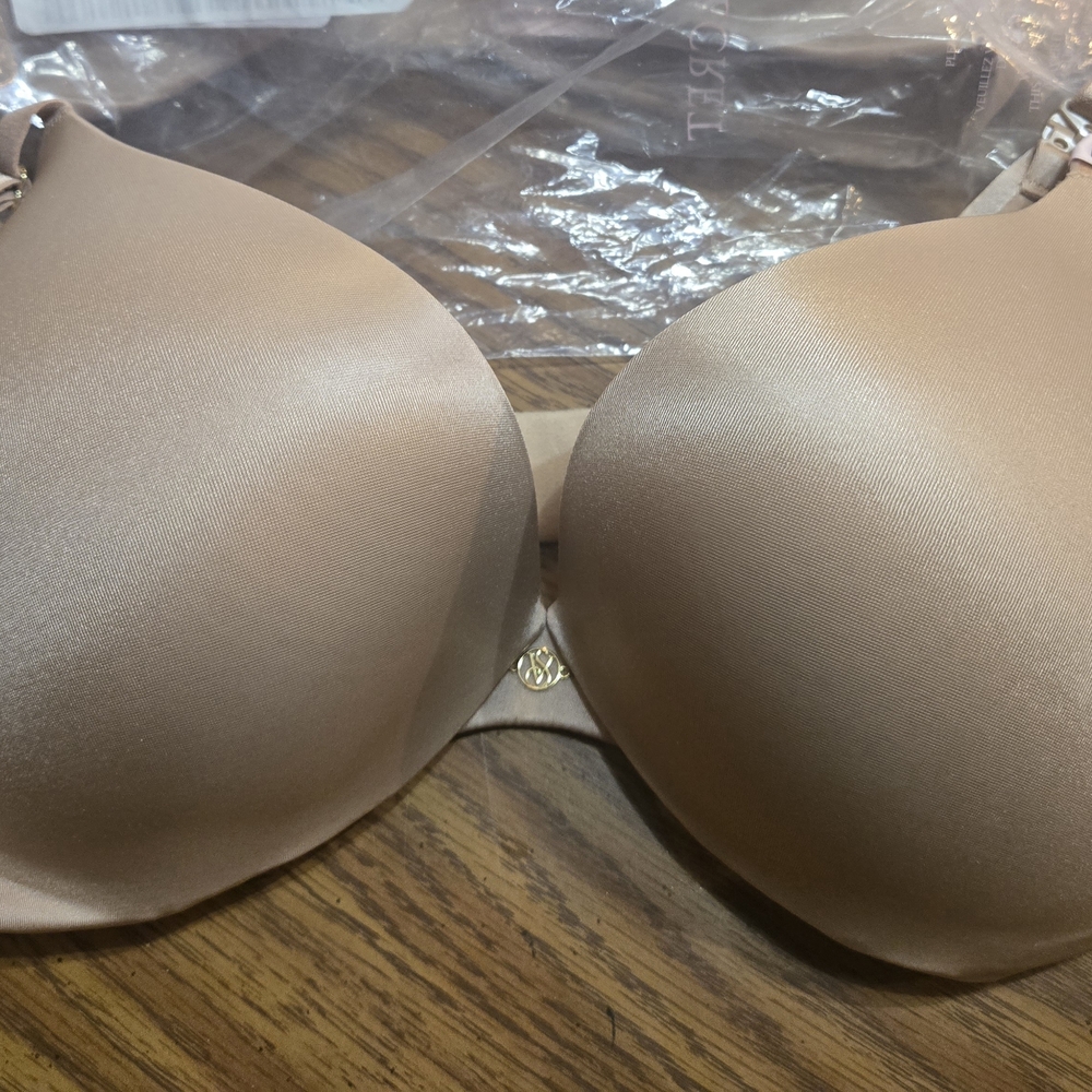 Victoria's Secret Beige Push Up Bra